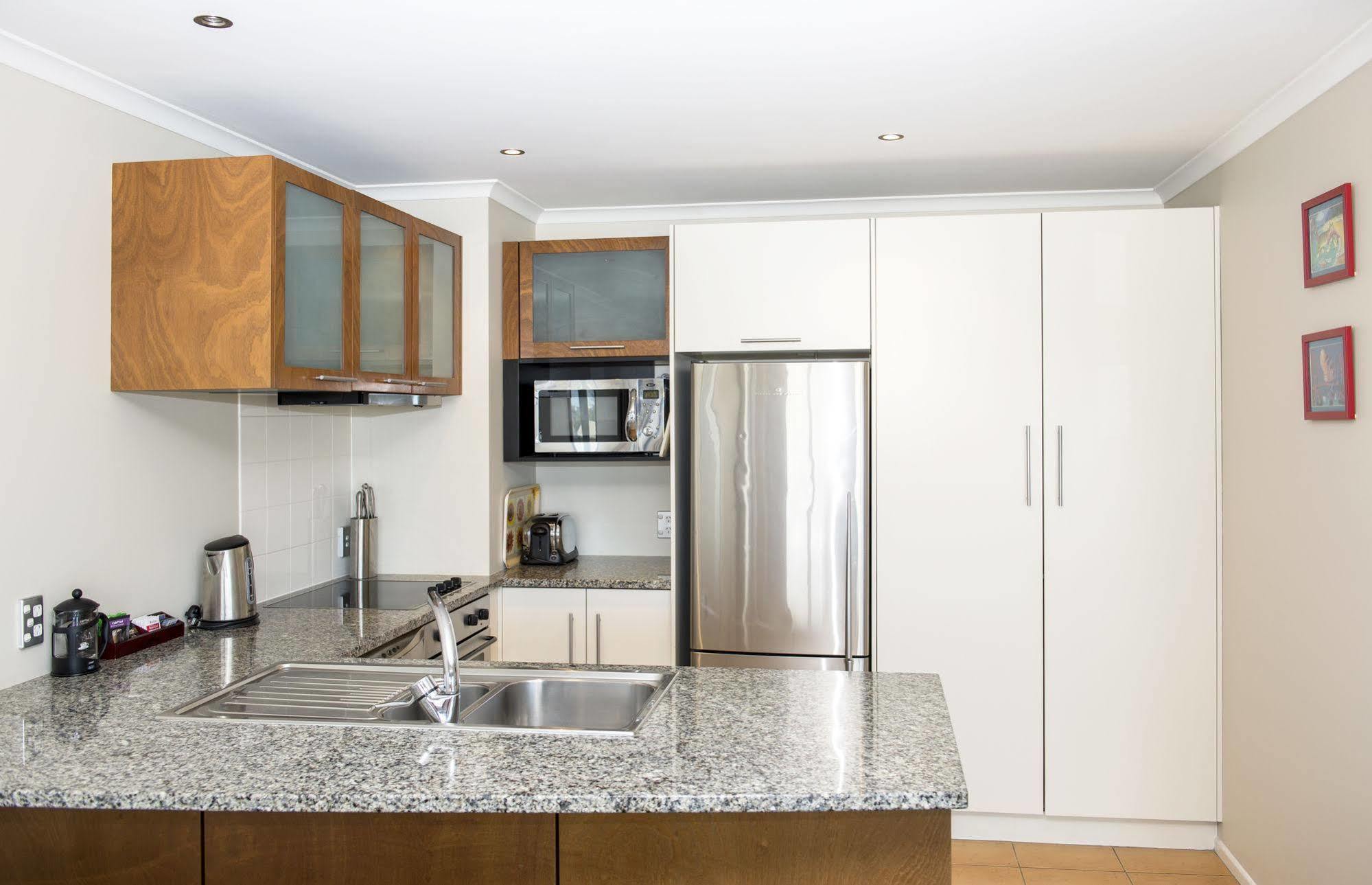 The Reef Beachfront Apartments Mount Maunganui Exterior photo
