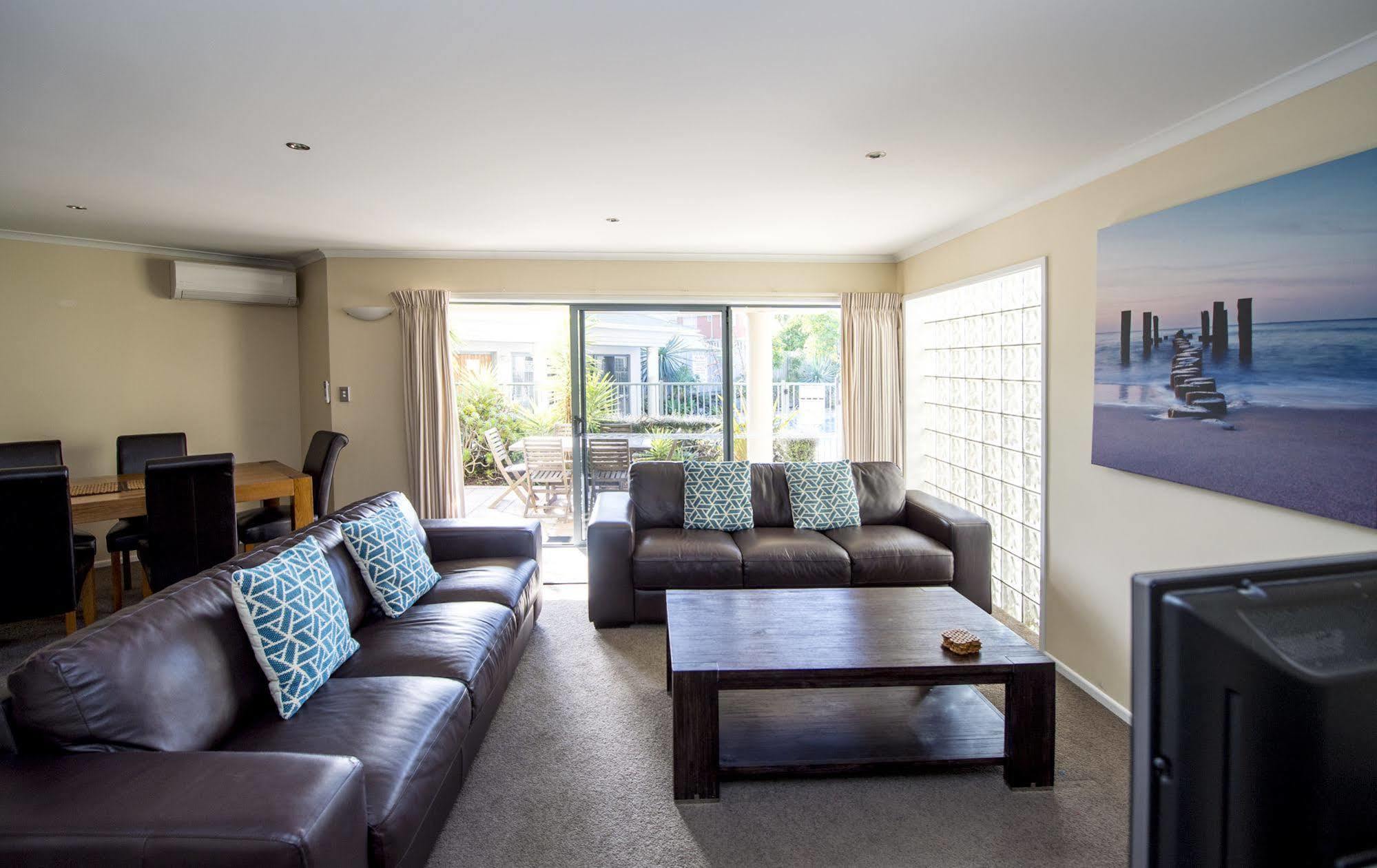 The Reef Beachfront Apartments Mount Maunganui Exterior photo