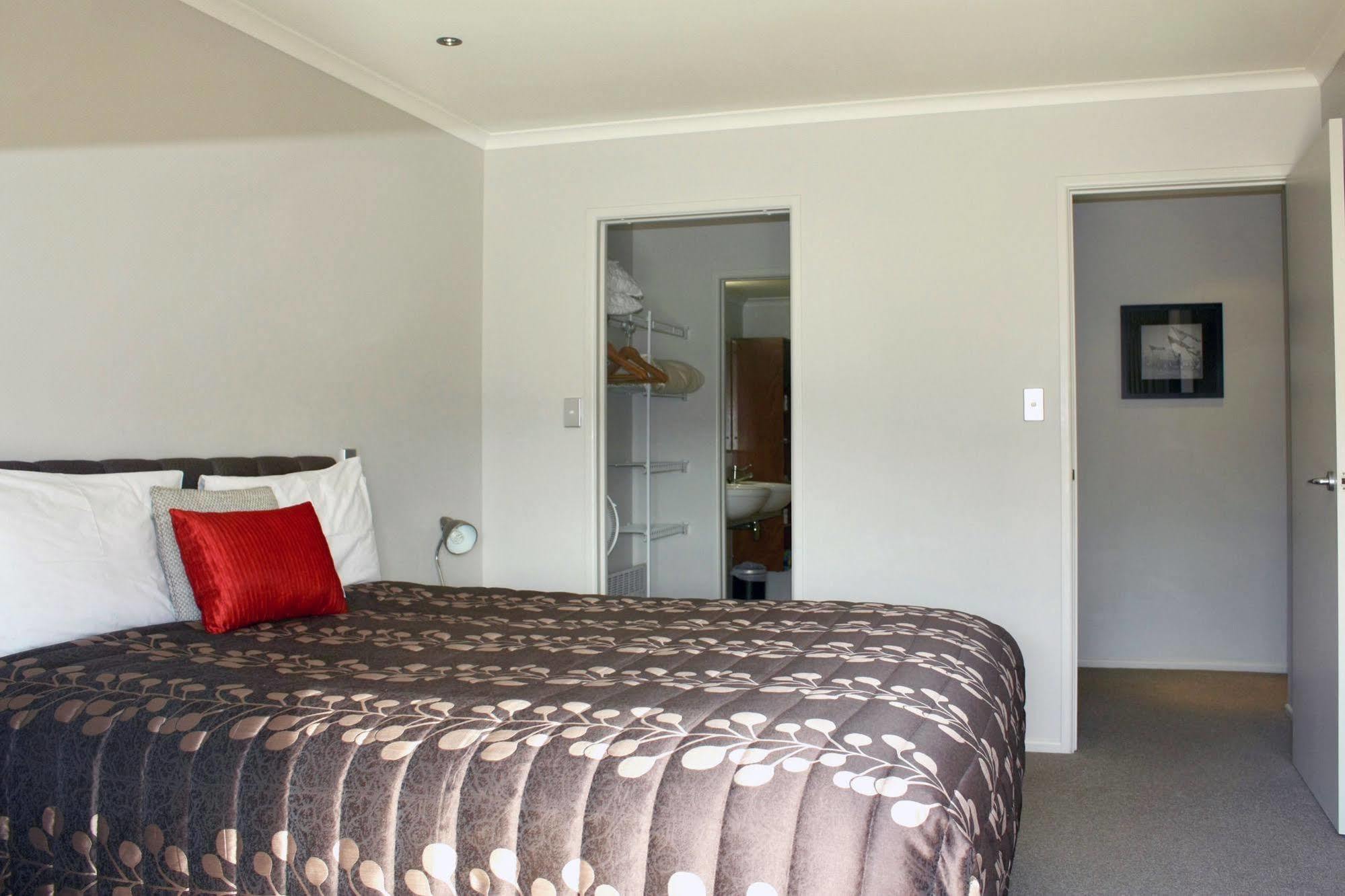 The Reef Beachfront Apartments Mount Maunganui Exterior photo