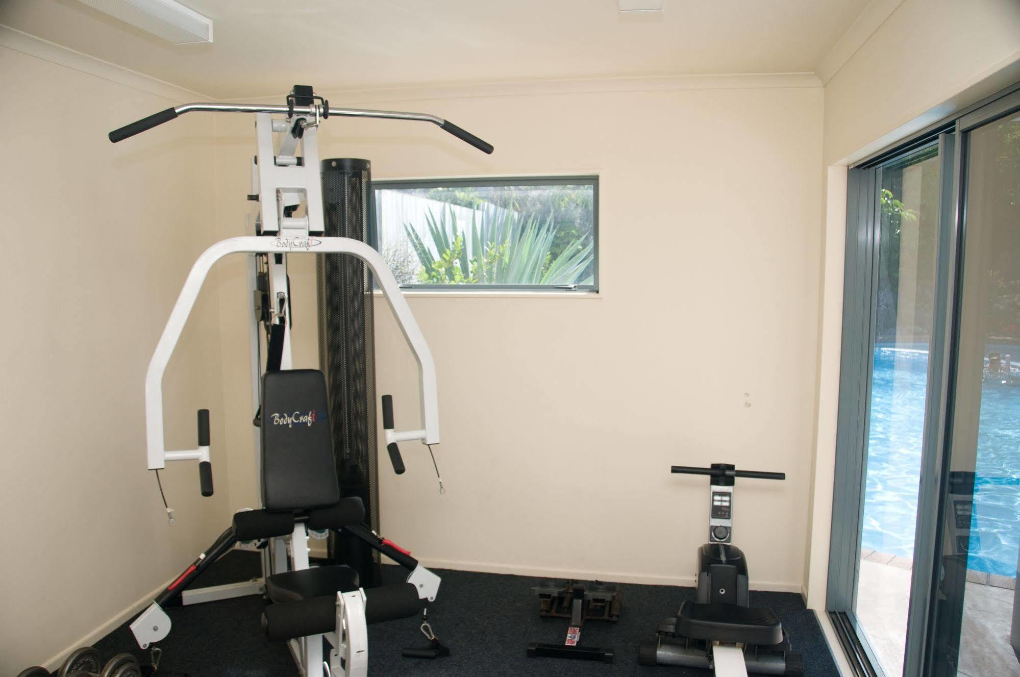 The Reef Beachfront Apartments Mount Maunganui Exterior photo