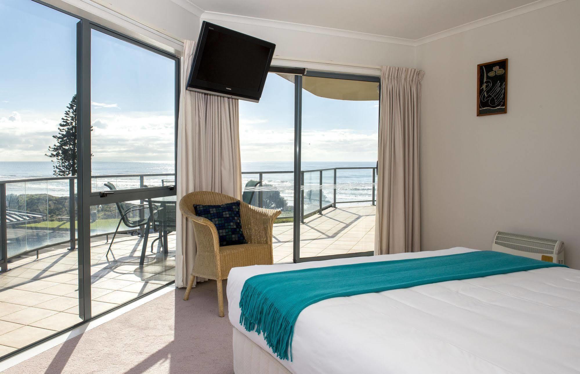 The Reef Beachfront Apartments Mount Maunganui Exterior photo