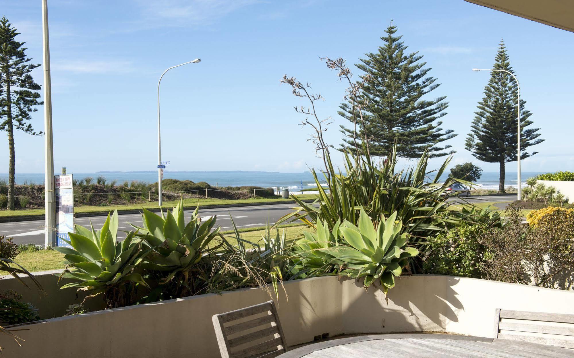 The Reef Beachfront Apartments Mount Maunganui Exterior photo